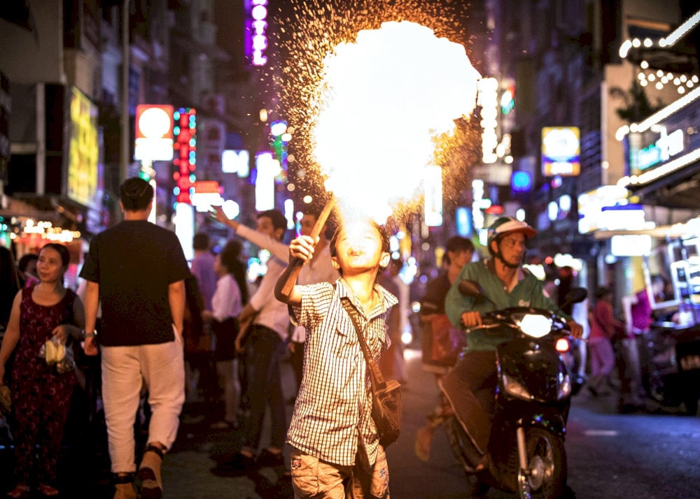 From dazzling circus bring a touch of enchantment to nightlife